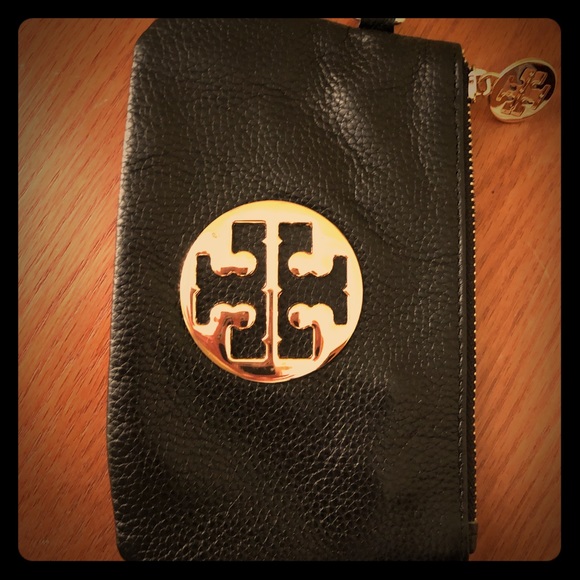 Tory Burch Handbags - Black Tory wristlet